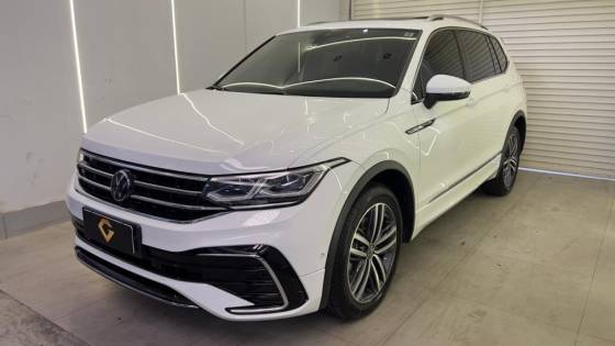 VOLKSWAGEN TIGUAN 2.0 300 TSI GASOLINA ALLSPACE R-LINE AUTOMÁTICO VOLKSWAGEN TIGUAN 2.0 300 TSI GASOLINA ALLSPACE R-LINE AUTOMÁTICO